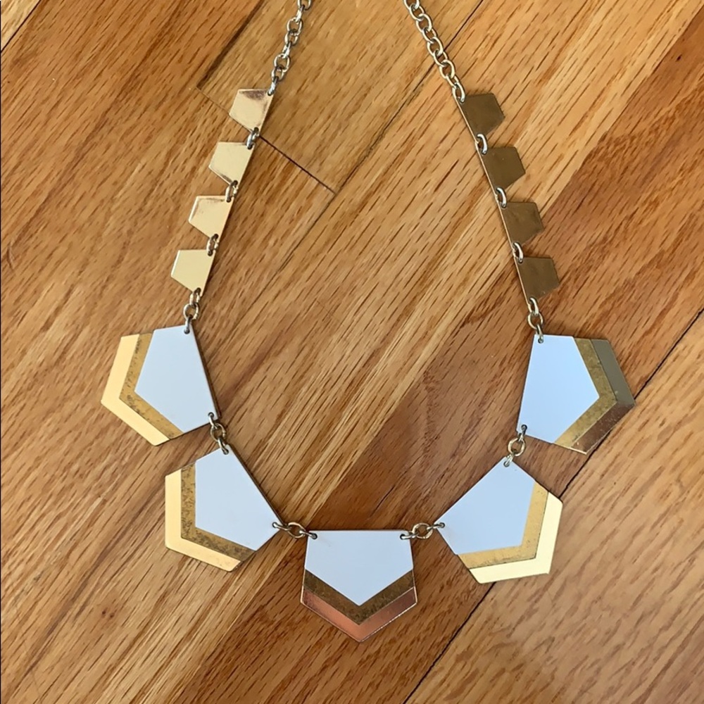 Statement necklace